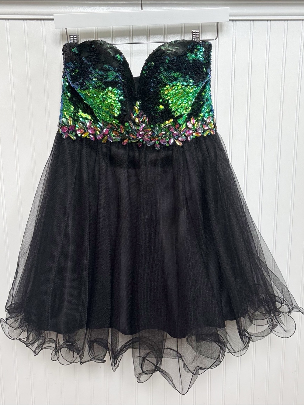 Alyce Paris 4394 Women’s Size 6 Black/Green Sequin Rhinestone Tulle Party Dress
